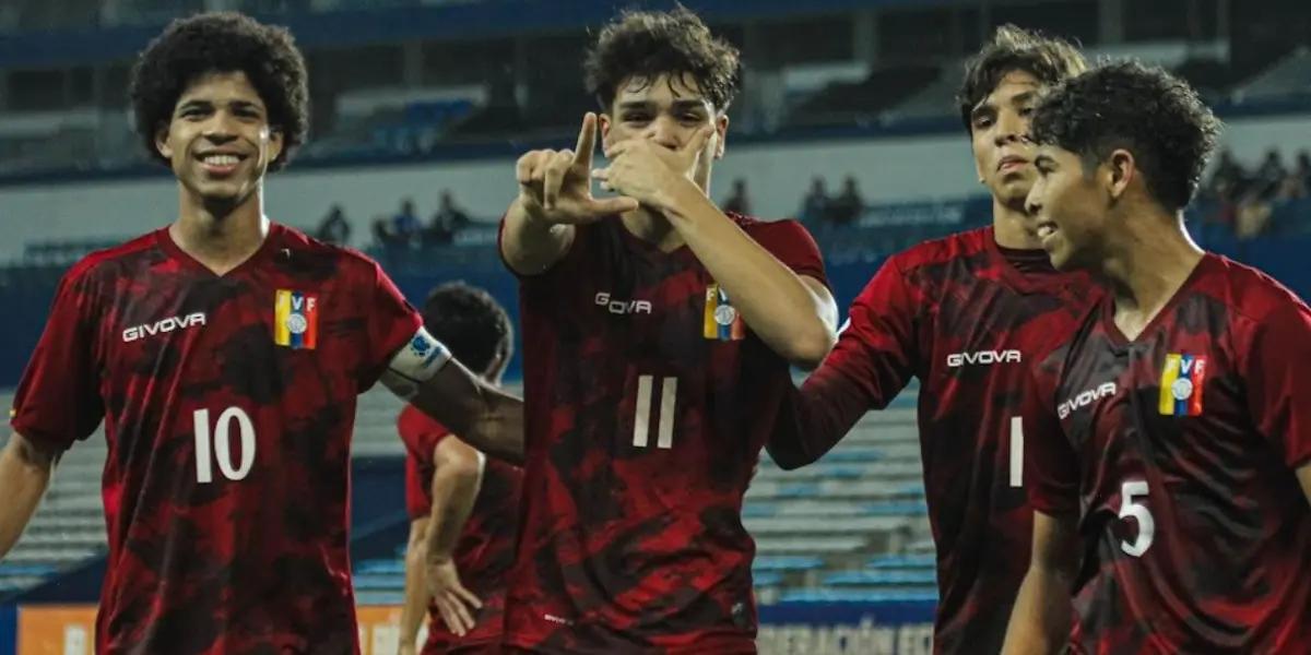 David Martínez, se convirtió en el futbolista venezolano más joven en marcar un gol en un partido de Copa Libertadores en toda la historia. 