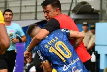 El entrenador venezolano fue despedido de su cargo en el Aucas tras la agresión