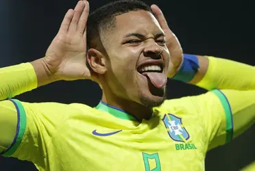 El joven brasilero tomaría el lugar de Gavi en la planilla hasta que termine la temporada
