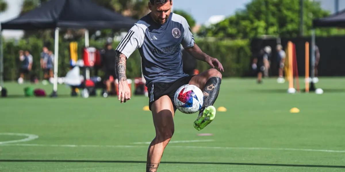 Messi entrenando