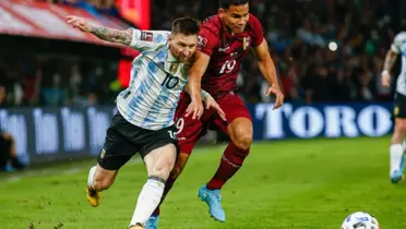 Navarro marcando a Messi