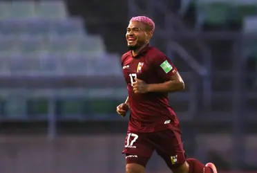 El artillero vinotinto finalmente habría conseguido equipo