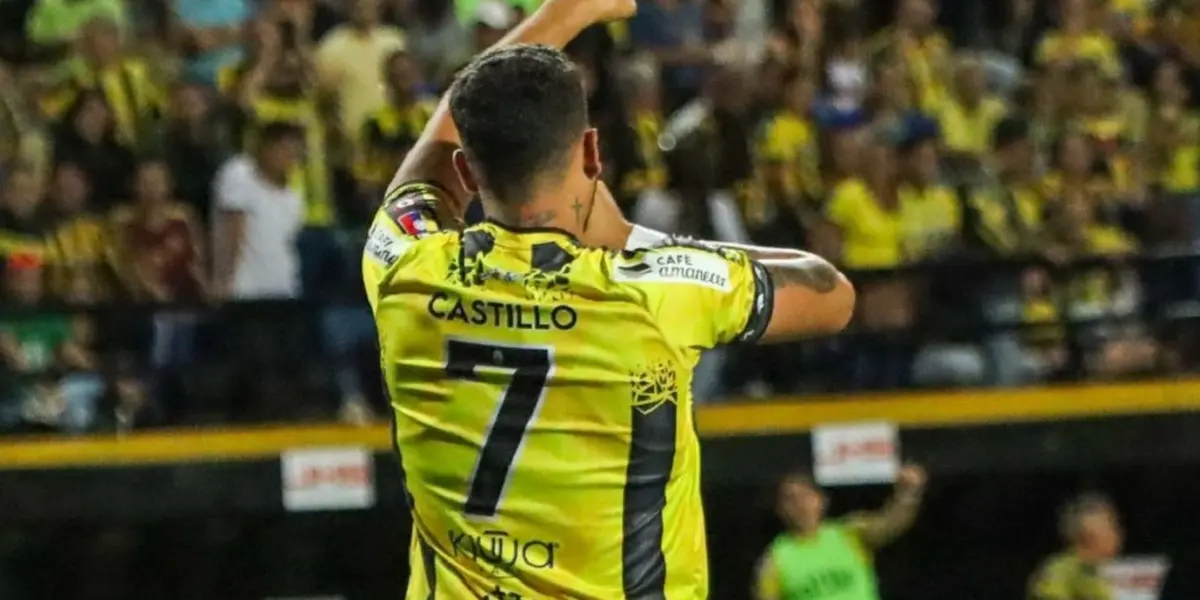 El aurinegro encontró un gol casi sin buscarlo y se fue al descanso en ventaja