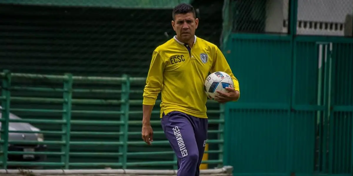 El director técnico había rescatado al equipo de los últimos puestos.