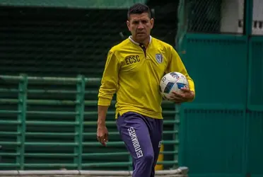 El director técnico había rescatado al equipo de los últimos puestos.