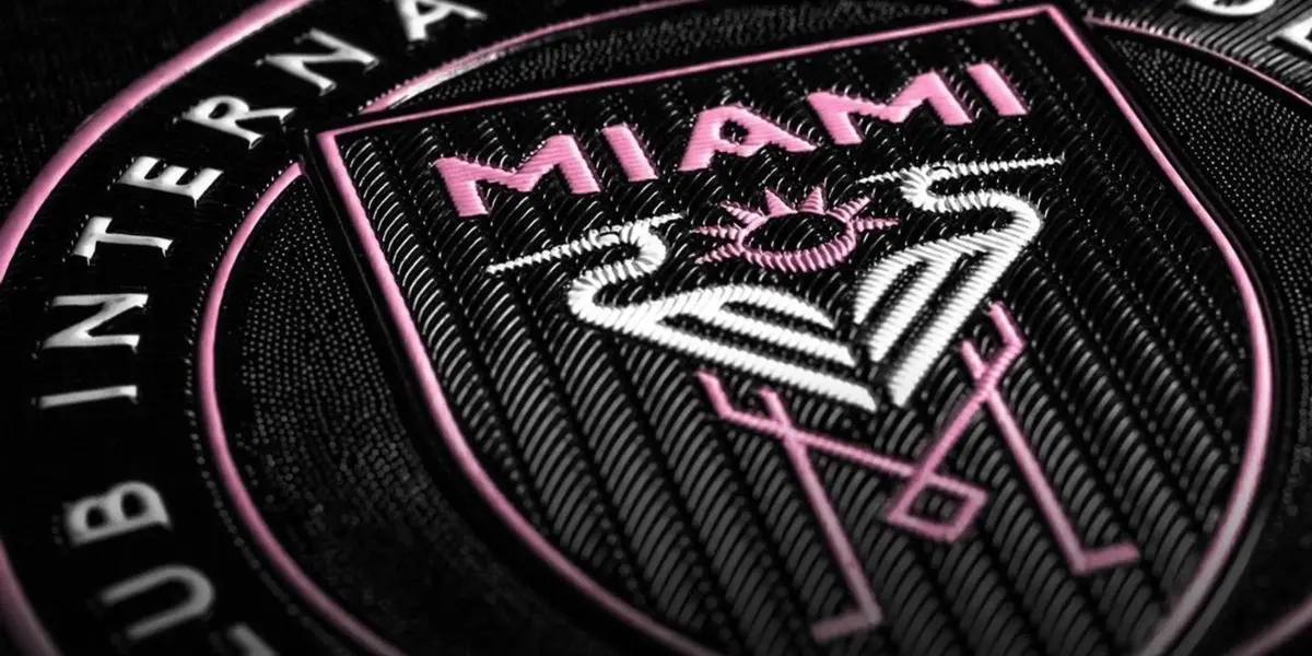 El elenco de Miami modificó su escudo en honor al argentino