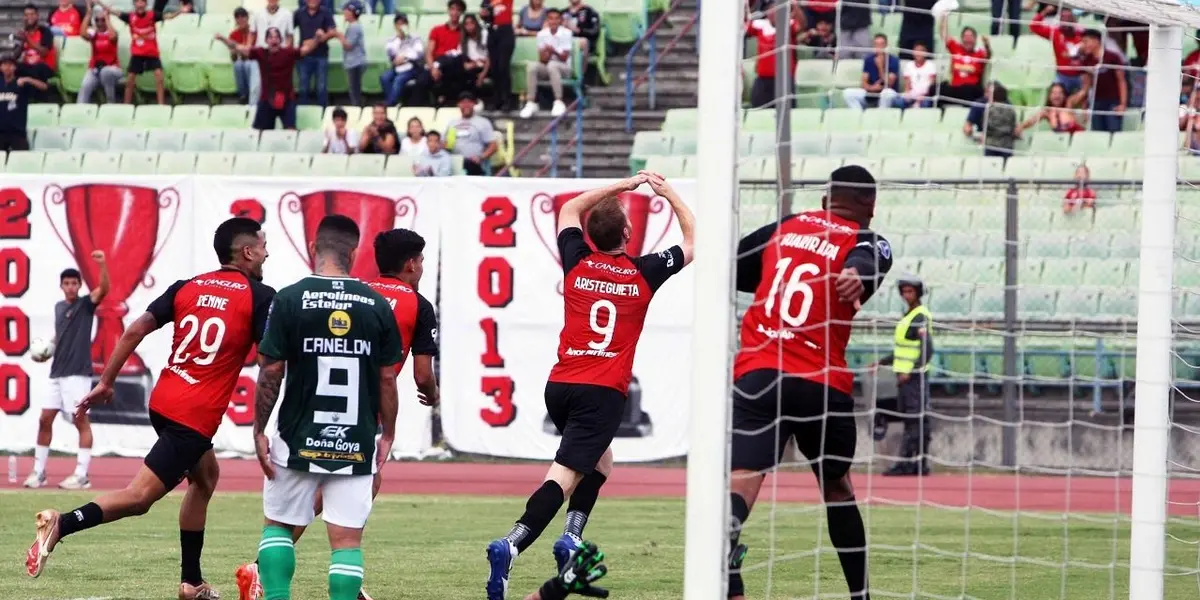 Para "El Colorado” el joven delantero es un jugador muy prometedor con buen presente, pero no es su rival de posición