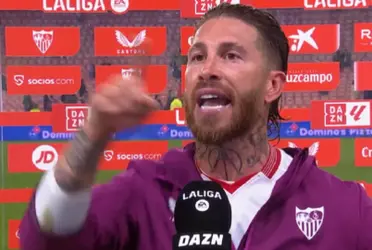 Ramos caliente con los hinchas