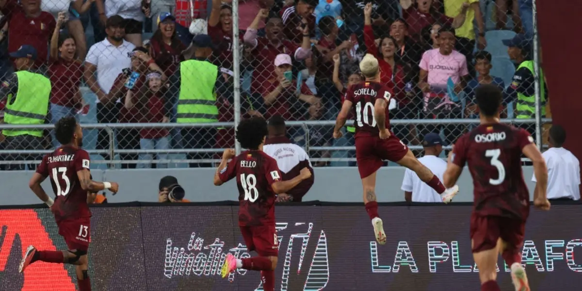 Yeferson Soteldo tomó el esférico desde la mitad de cancha para burlarse fácilmente de Gary Medel 